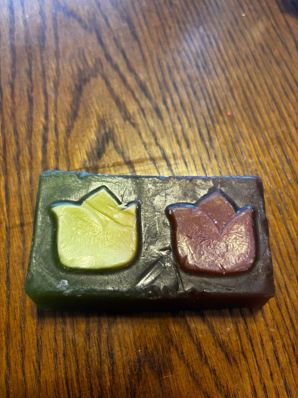 Lush Tiptoe through the tulips soap